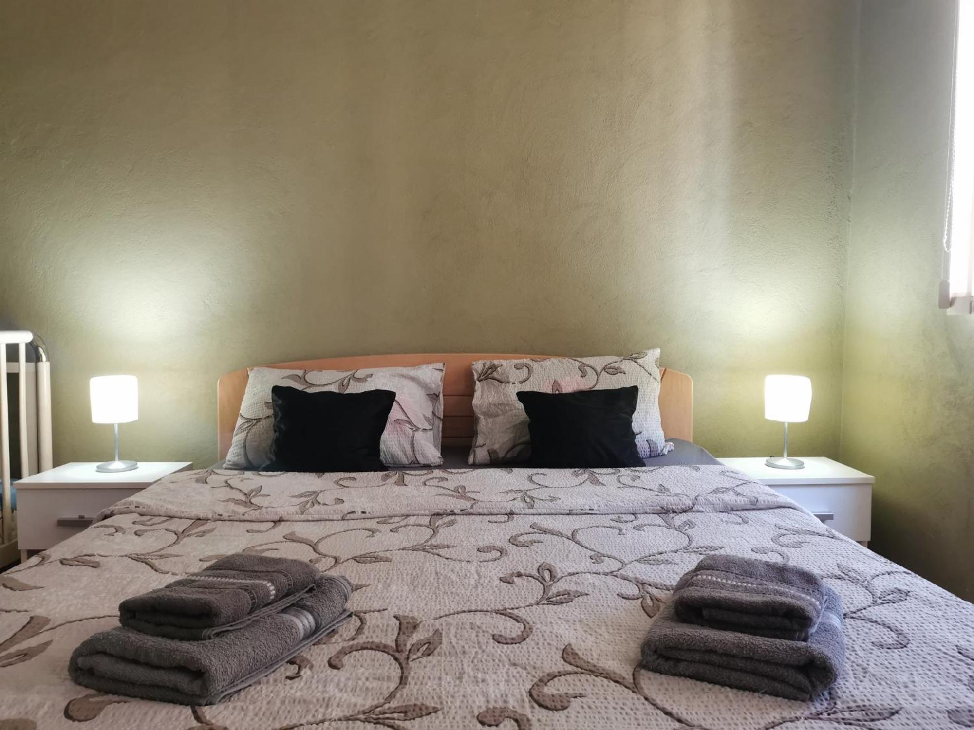 Apartmani La Grande Motte Vrdnik Εξωτερικό φωτογραφία